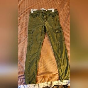 Old Navy Rockstar Super Skinny Size 6 pants